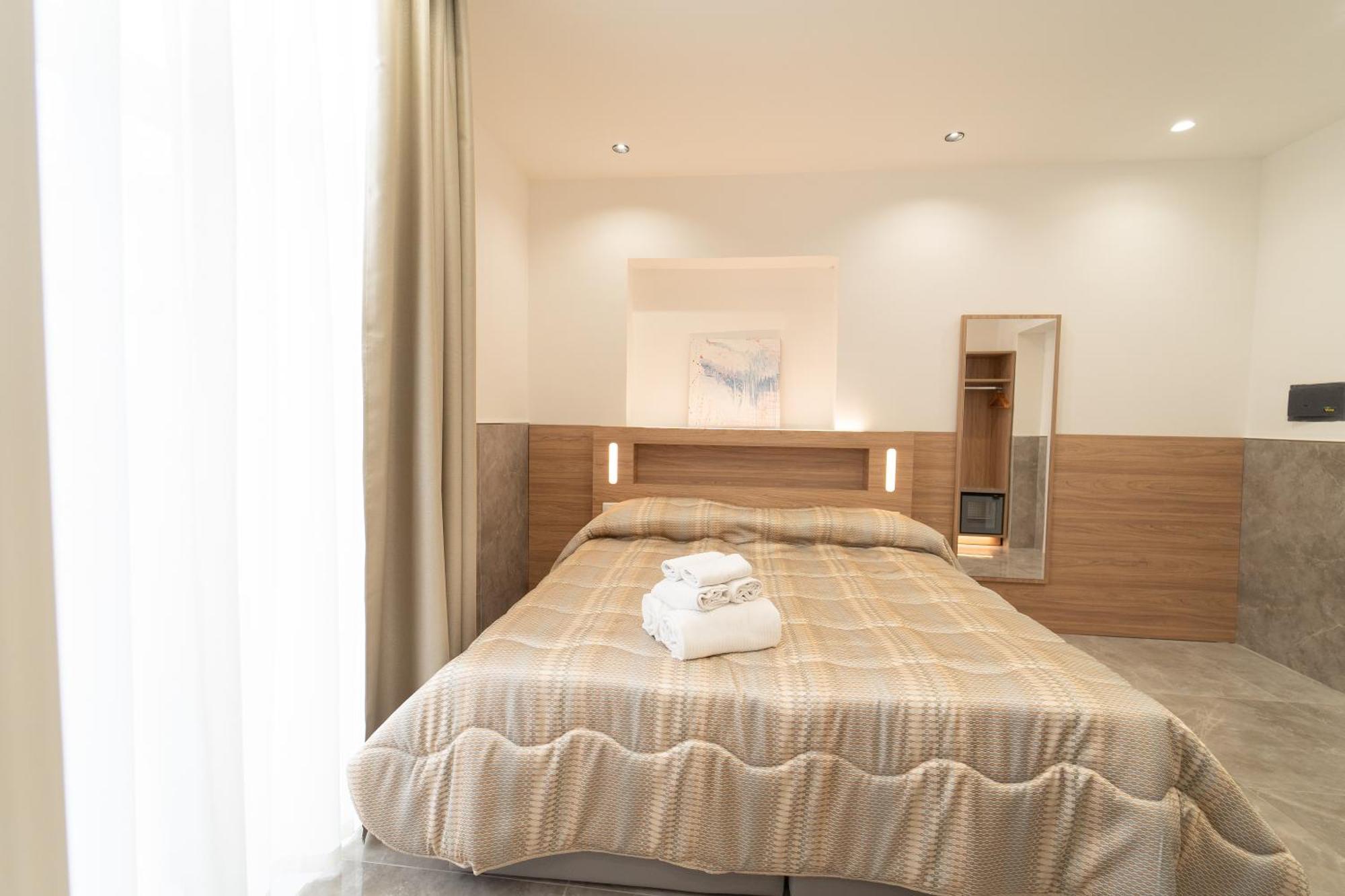 Toledo H, Naples Historical Center, By Clapa Group Hotel Cameră foto